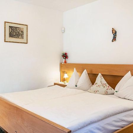 Figisterhof Lejlighed Chiusa Eksteriør billede
