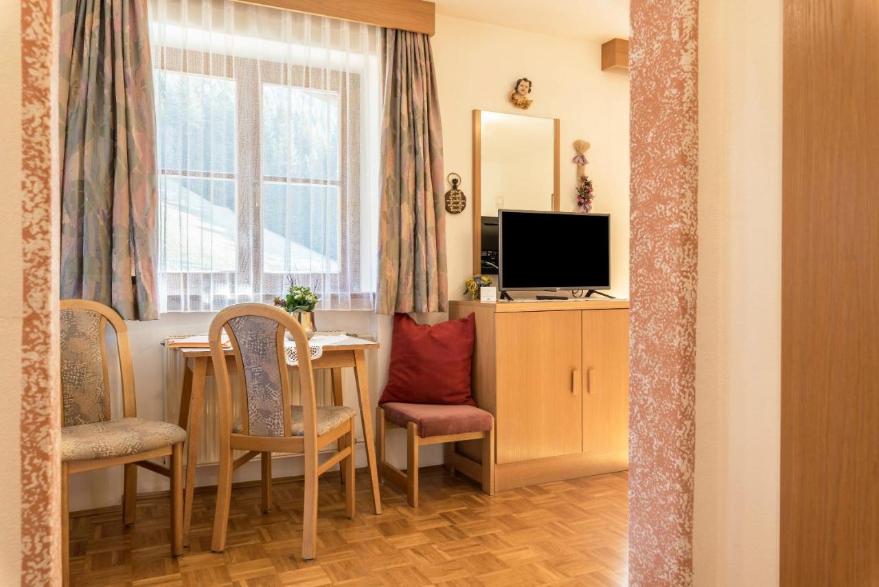 Figisterhof Lejlighed Chiusa Eksteriør billede